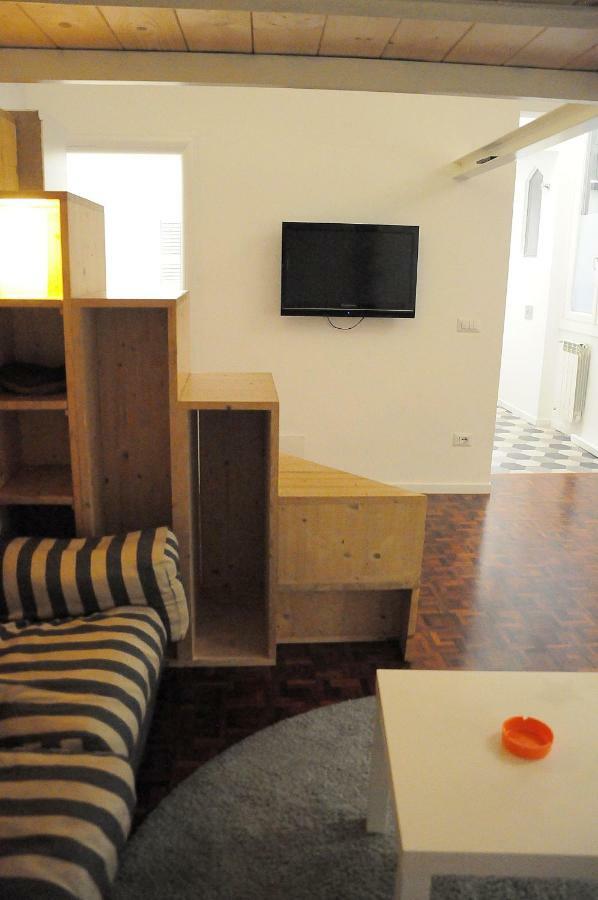 La Casa A Trastevere Hotel Roma Ngoại thất bức ảnh